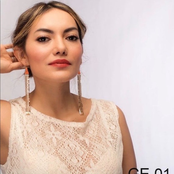 2 pair ; Long and short Dangle Golden Earr… - Picture 4 of 4